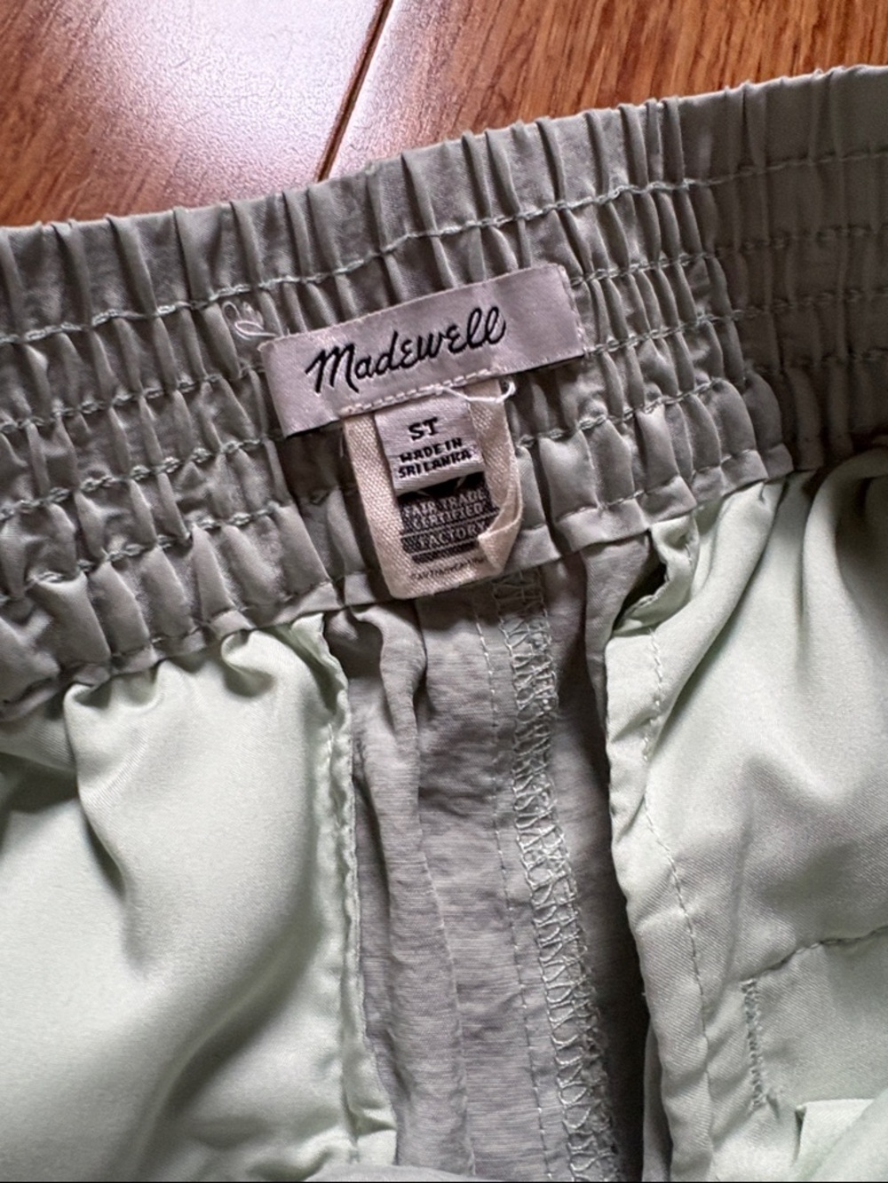 Madewell women’s Light Sage Wide Leg pants - small tall - elastic waist - Picture 2 of 5